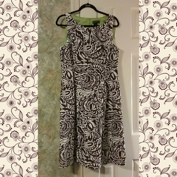 Jessica Howard Dresses & Skirts - 📢 Jessica H | *$FIRM* Paisley Dress